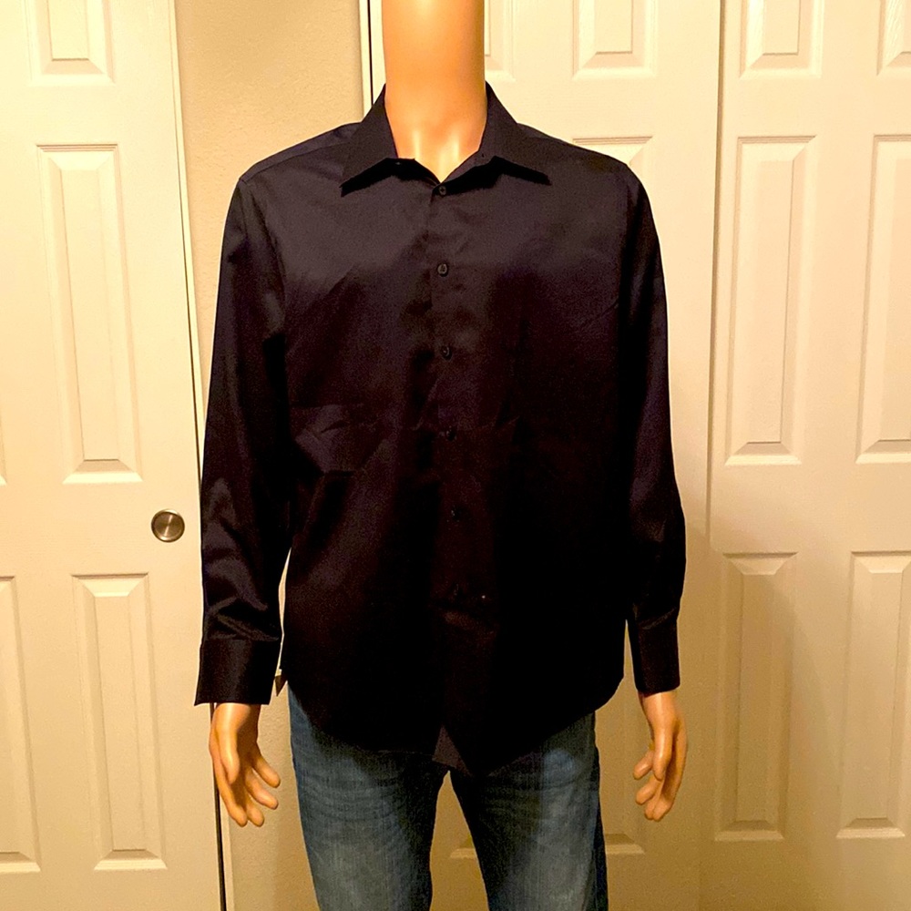 Long sleeve dress shirt button
